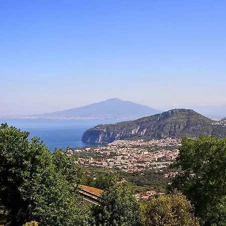 Caruso 1 By Villasandco Rentalsorrento *