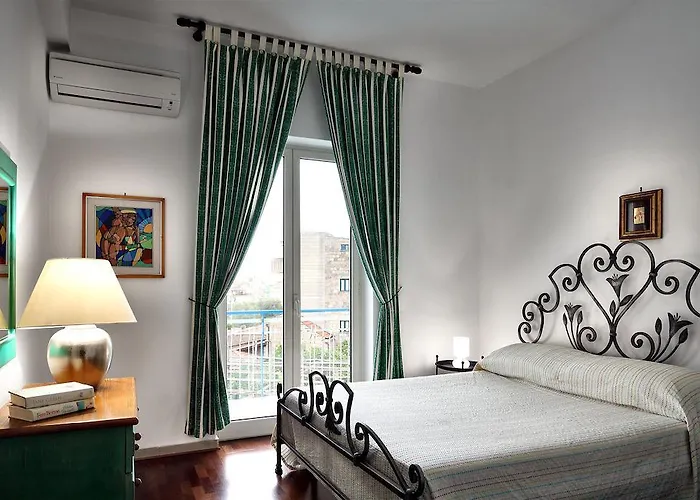 Caruso 1 By Villasandco Rentalsorrento *