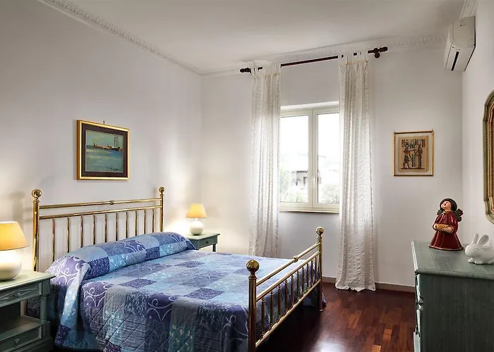 Caruso 1 By Villasandco Rentalsorrento Apartamento